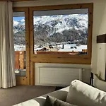 Apartment Albana *